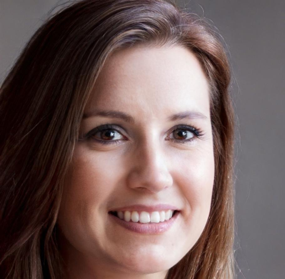 Aylin Demir, DevOps Lead